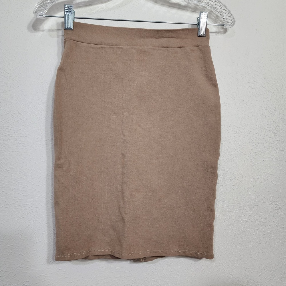 Charlotte Russe Skirt Women's Size M Beige Stretchy Pull On‎ Pencil Knee Length
